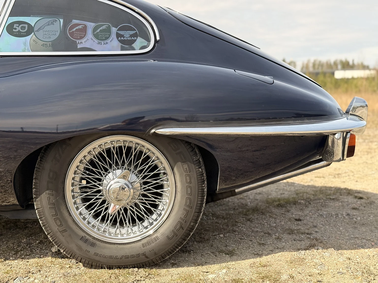 Exteriörbild på 1969 Jaguar E-Type 4.2 Coupe (42)