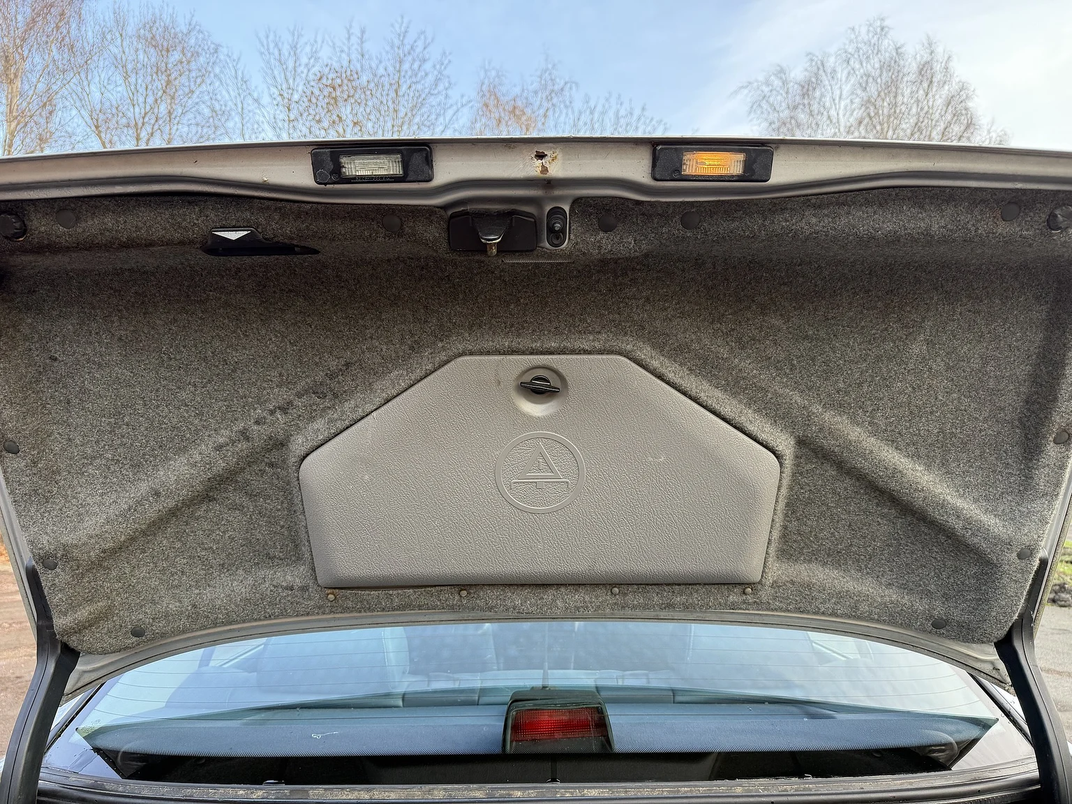 Interiörbild 1992 BMW 730iA (50)