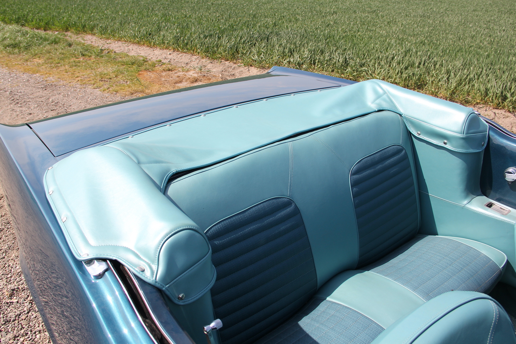 Interior image of 1966 Ford Mustang 289 Cabriolet (52)