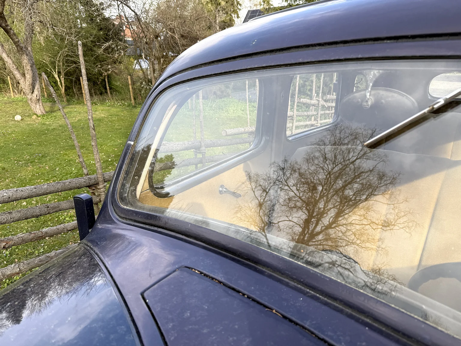 Exteriörbild på 1936 Ford 214A Fordor (25)