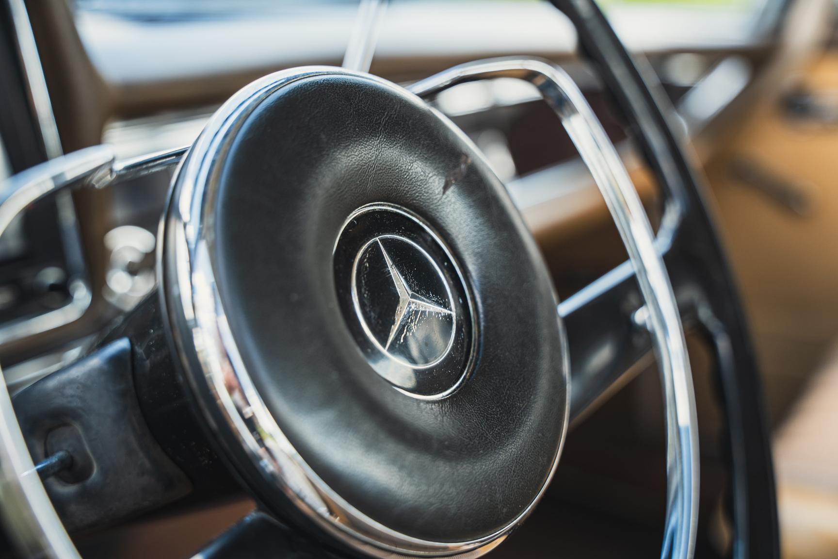 Innenraumfoto von 1966 Mercedes-Benz 200 D "Heckflosse"