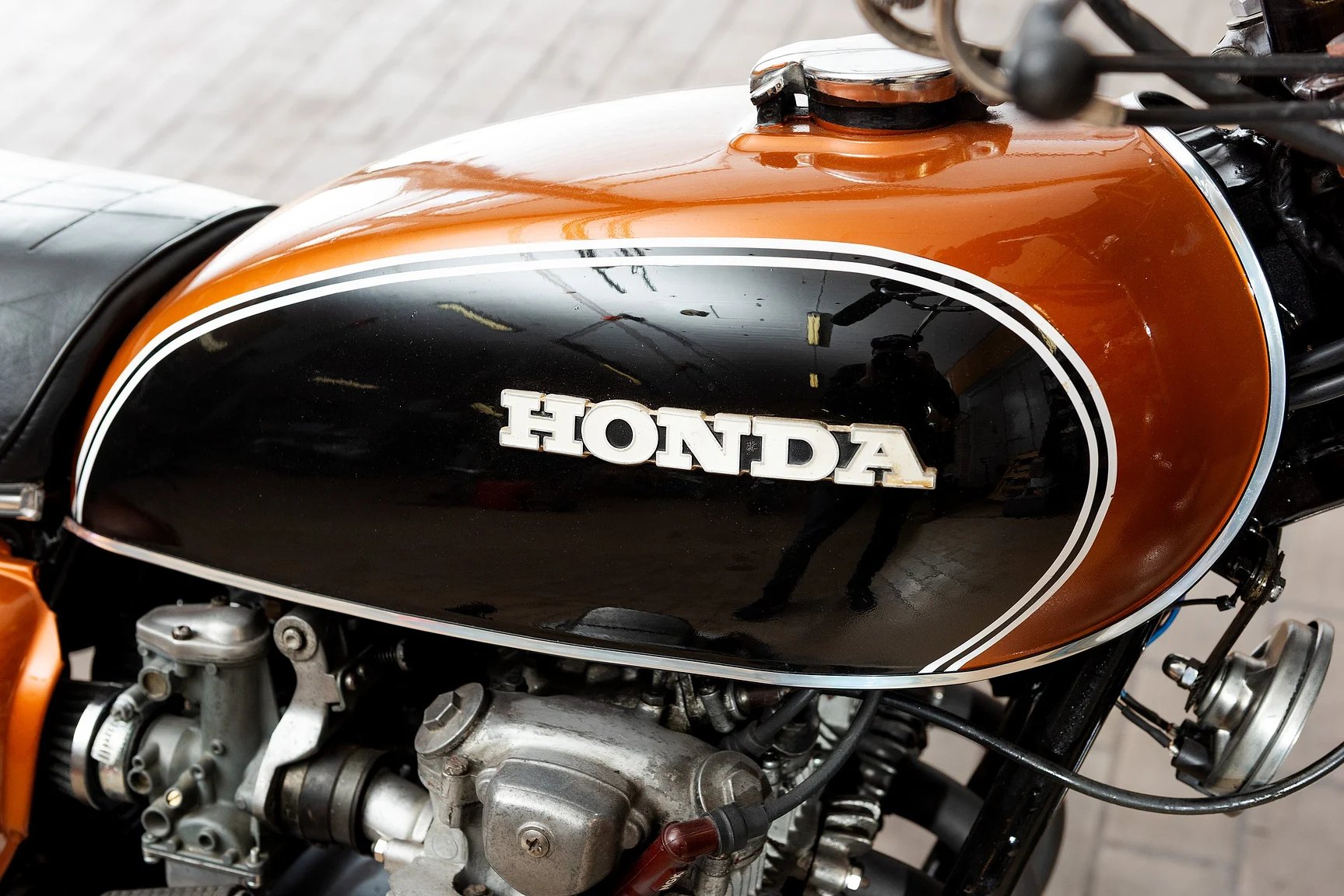 Exterior image of 1976 Honda Cb 500 F K1 (5)