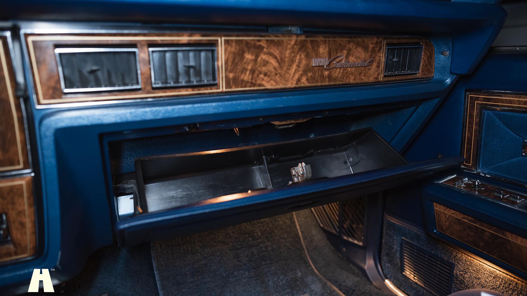 Interiörbild 1979 Lincoln Continental (46)