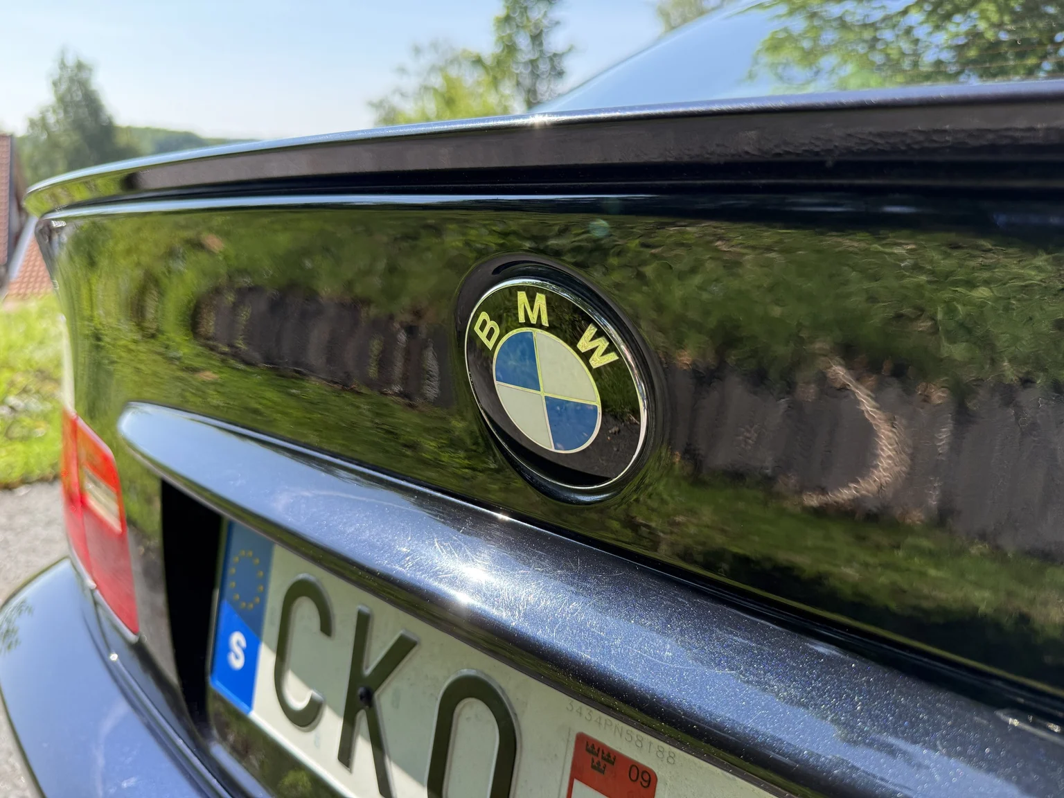 Exterior image of 2004 BMW M3 Coupé (40)