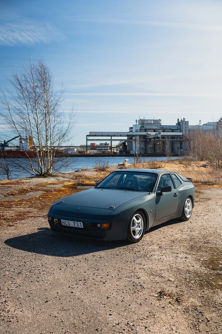Aussenfoto 1982 Porsche 944 Trackday (2)