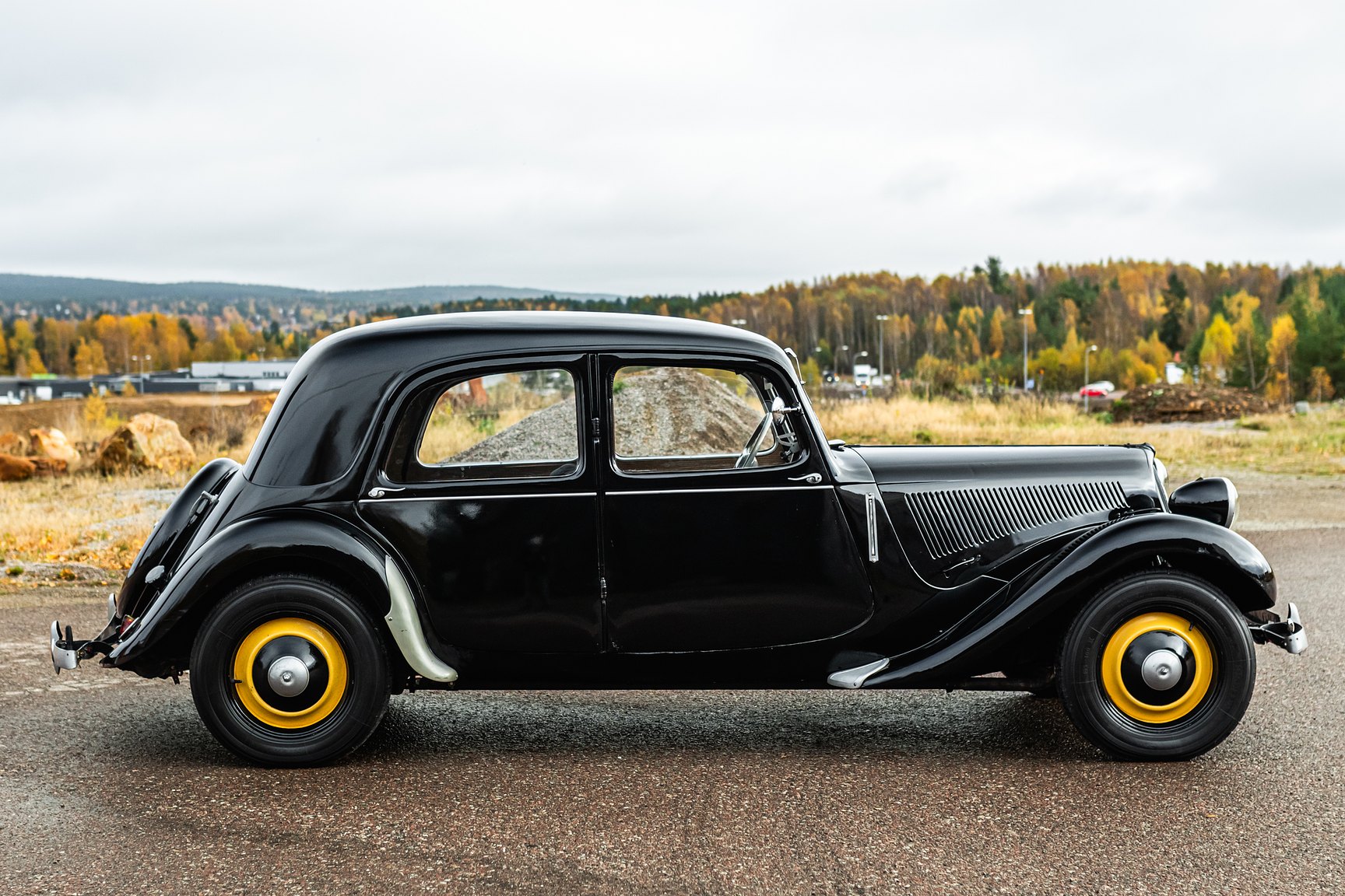 Exteriörbild på 1951 Citroën Berline 11 Sport