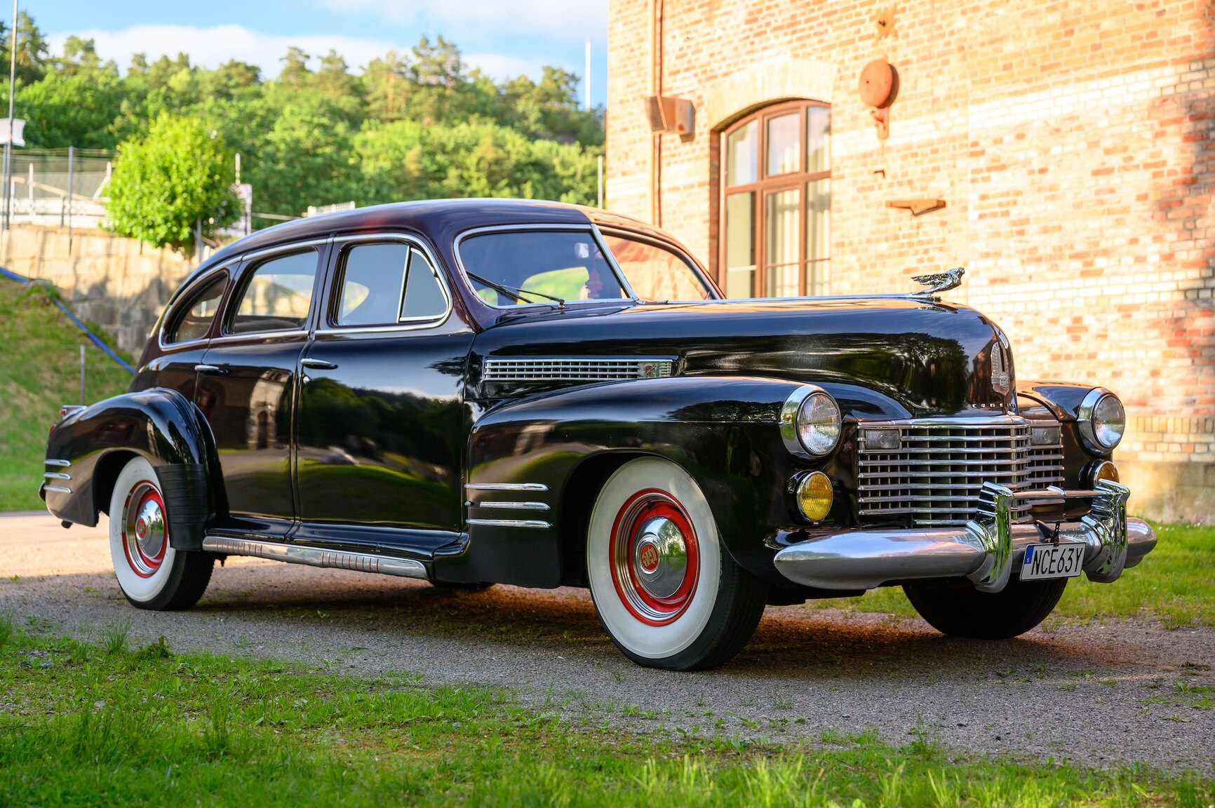 Exteriörbild på 1941 Cadillac Model Sixty-One Fastback (11)