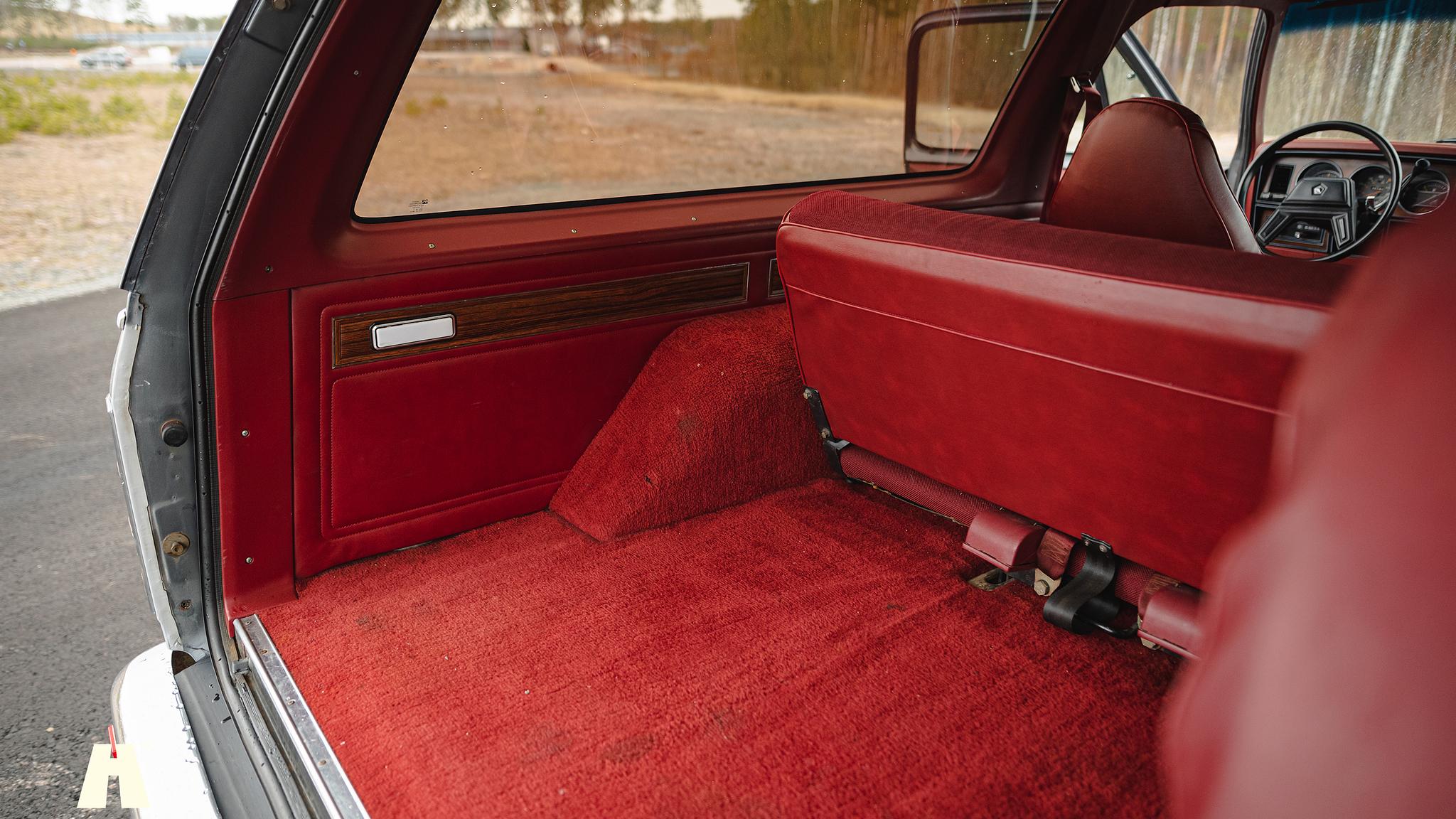Interior image of 1986 Dodge Ramcharger