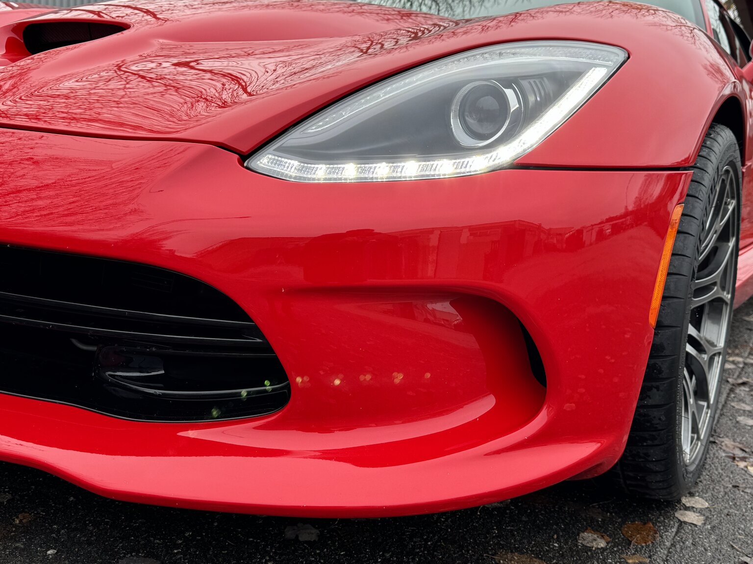 Exteriörbild på 2014 Dodge Viper GTS (54)