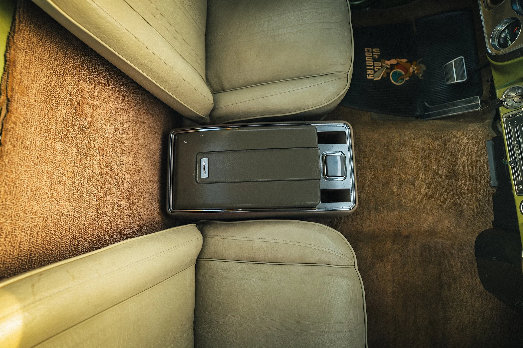 Innenraumfoto von 1970 GMC 1500 Custom Sierra Grande – NO RESERVE (32)