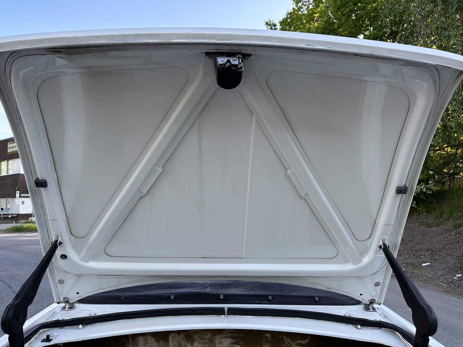 Interior image of 1970 Peugeot 304 Cabriolet