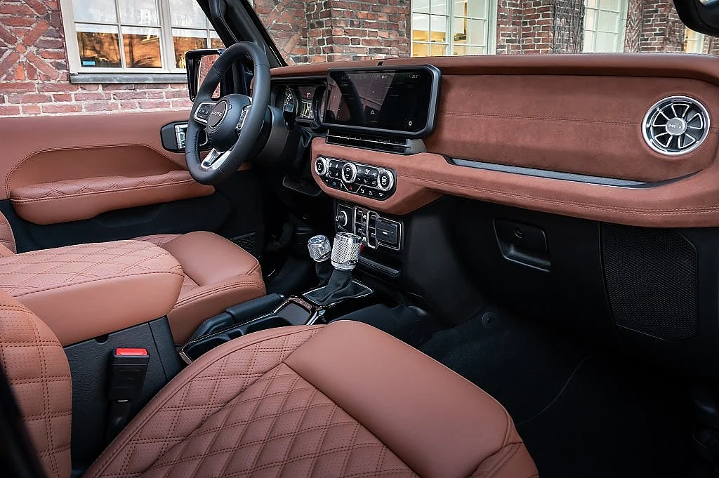 Bild von 2025 Jeep Wrangler (18)