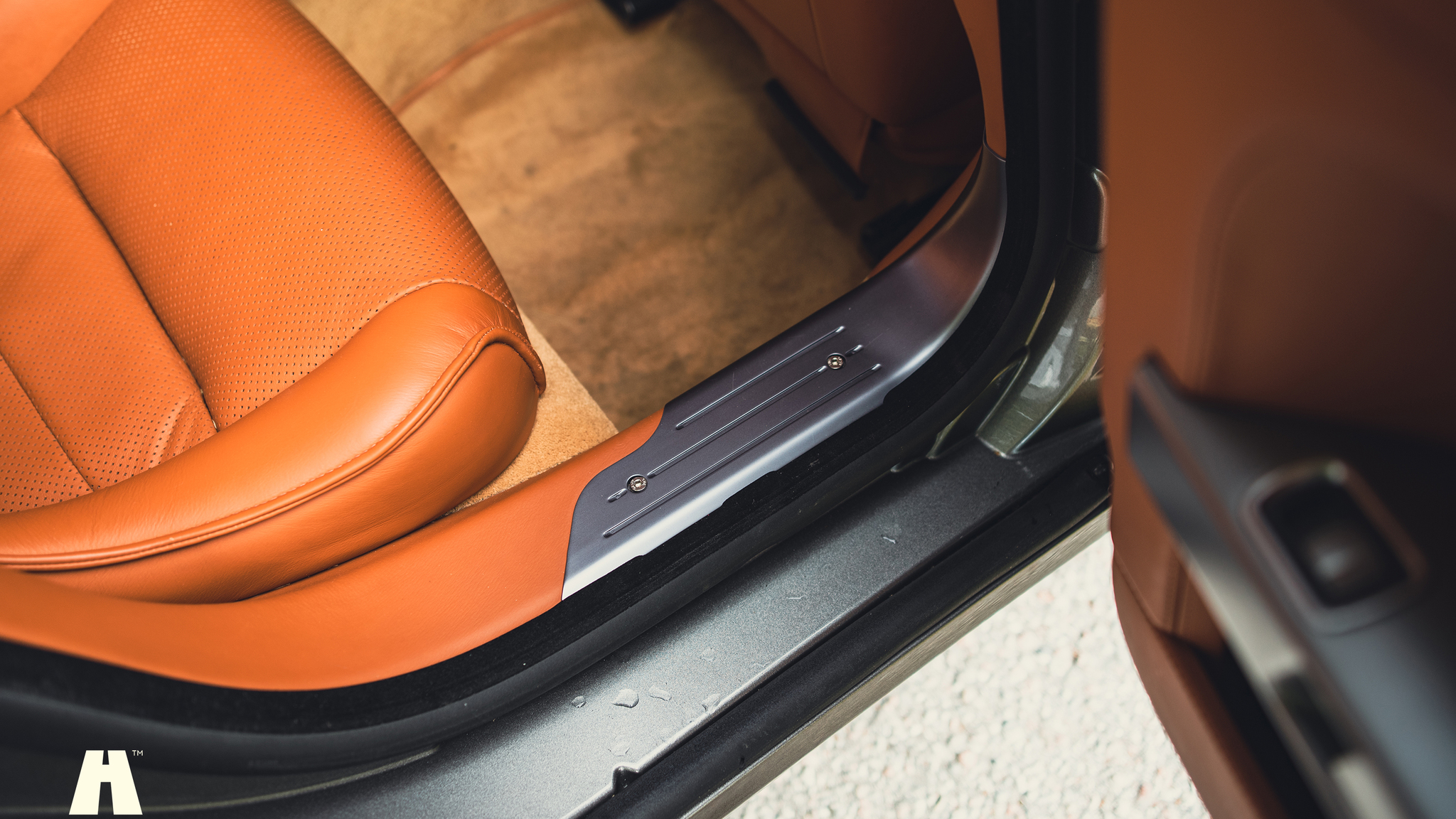 Innenraumfoto von 2014 Aston Martin Rapide S
