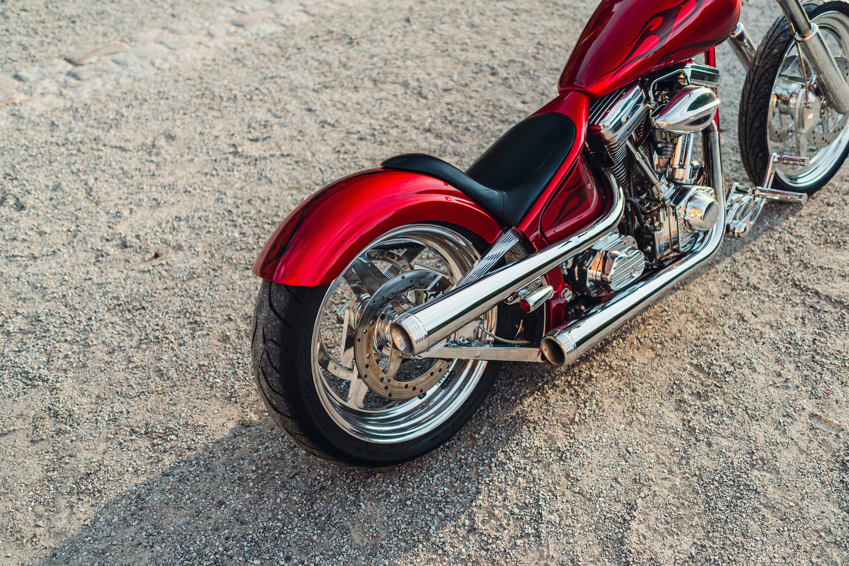 Exteriörbild på 2001 Unique Custom Cycles Red Inferno