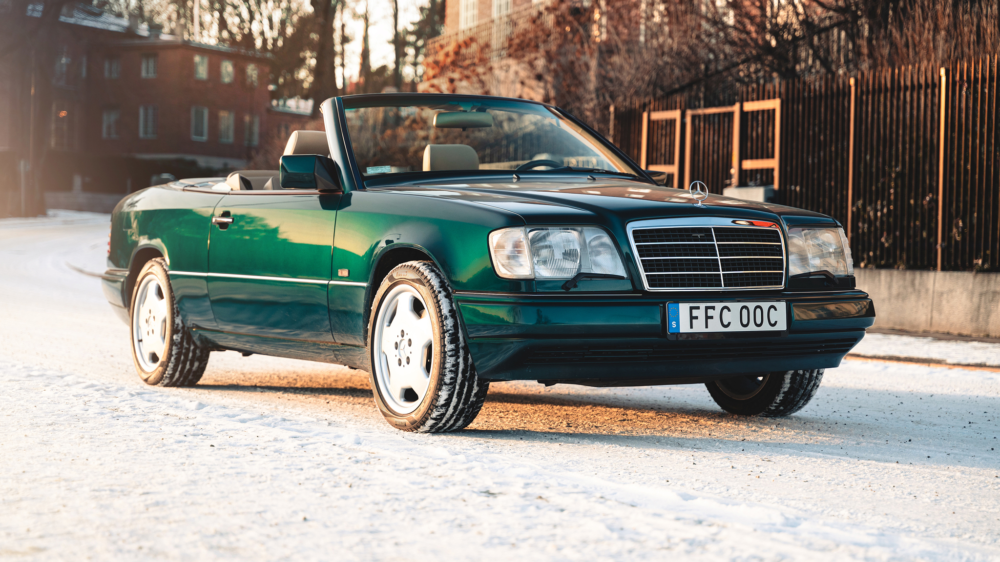 Aussenfoto 1995 Mercedes-Benz E320 Cabriolet 