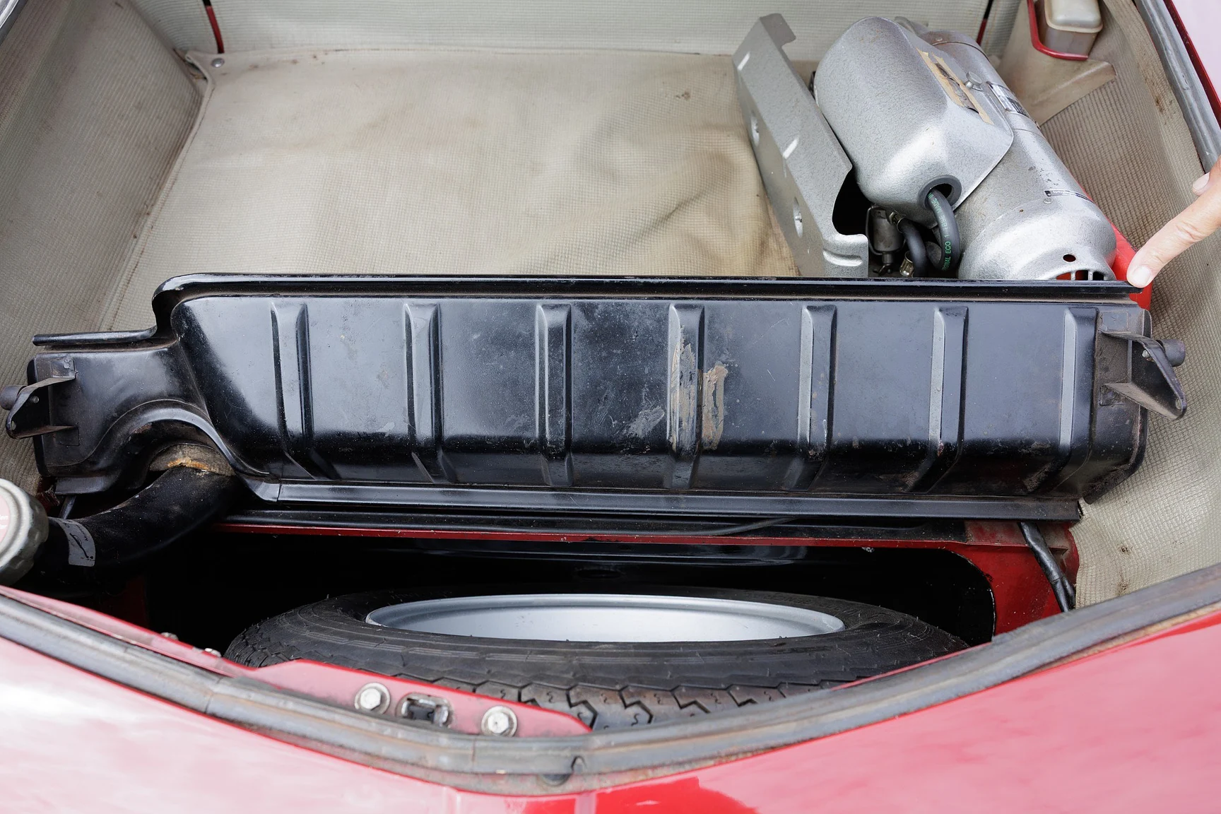 Image of 1968 Volkswagen Typ 34 1600 L Karmann-Ghia mechanics (12)