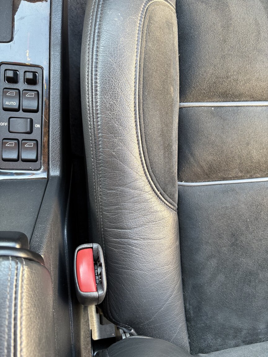 Interior image of 1996 Volvo 850 R