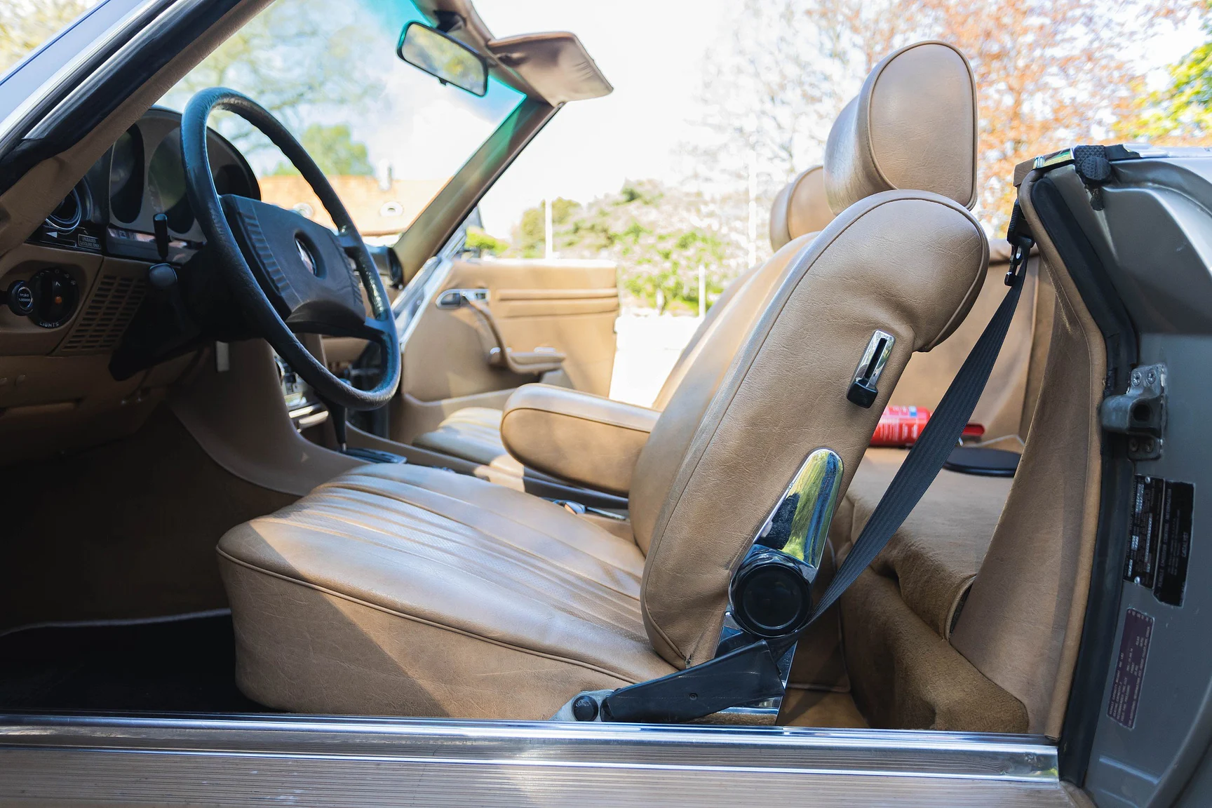 Innenraumfoto von 1980 Mercedes-Benz 450 SL  (5)