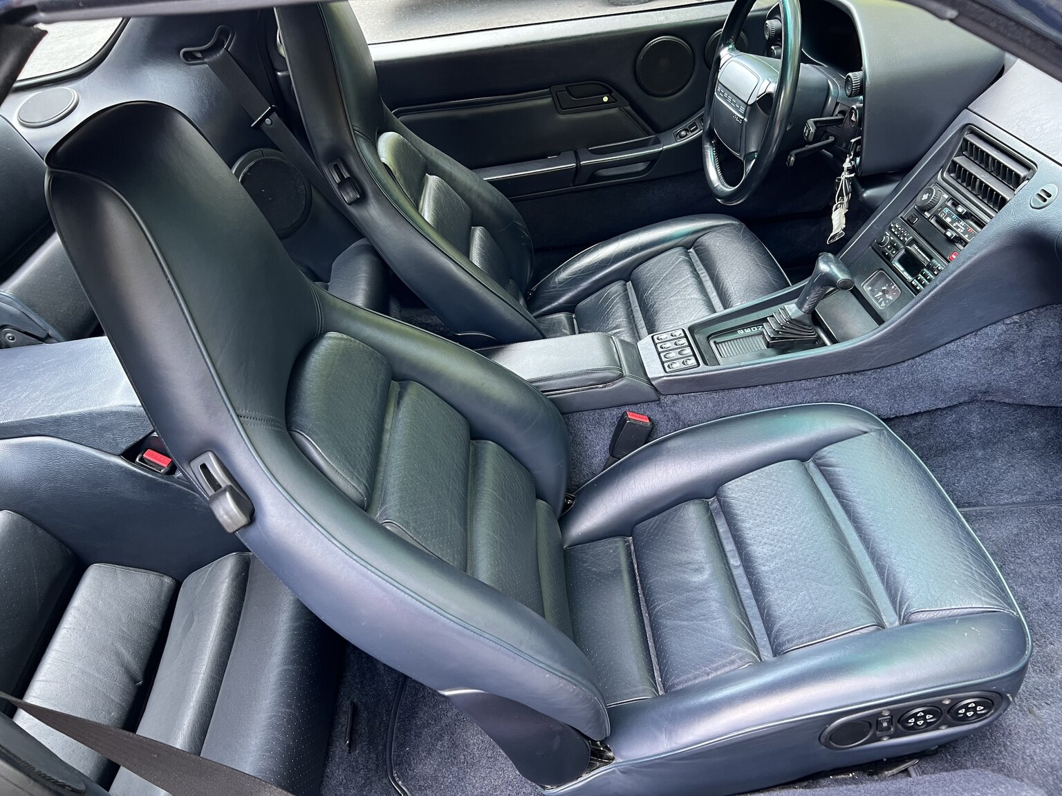 Interior image of 1993 Porsche 928 GTS