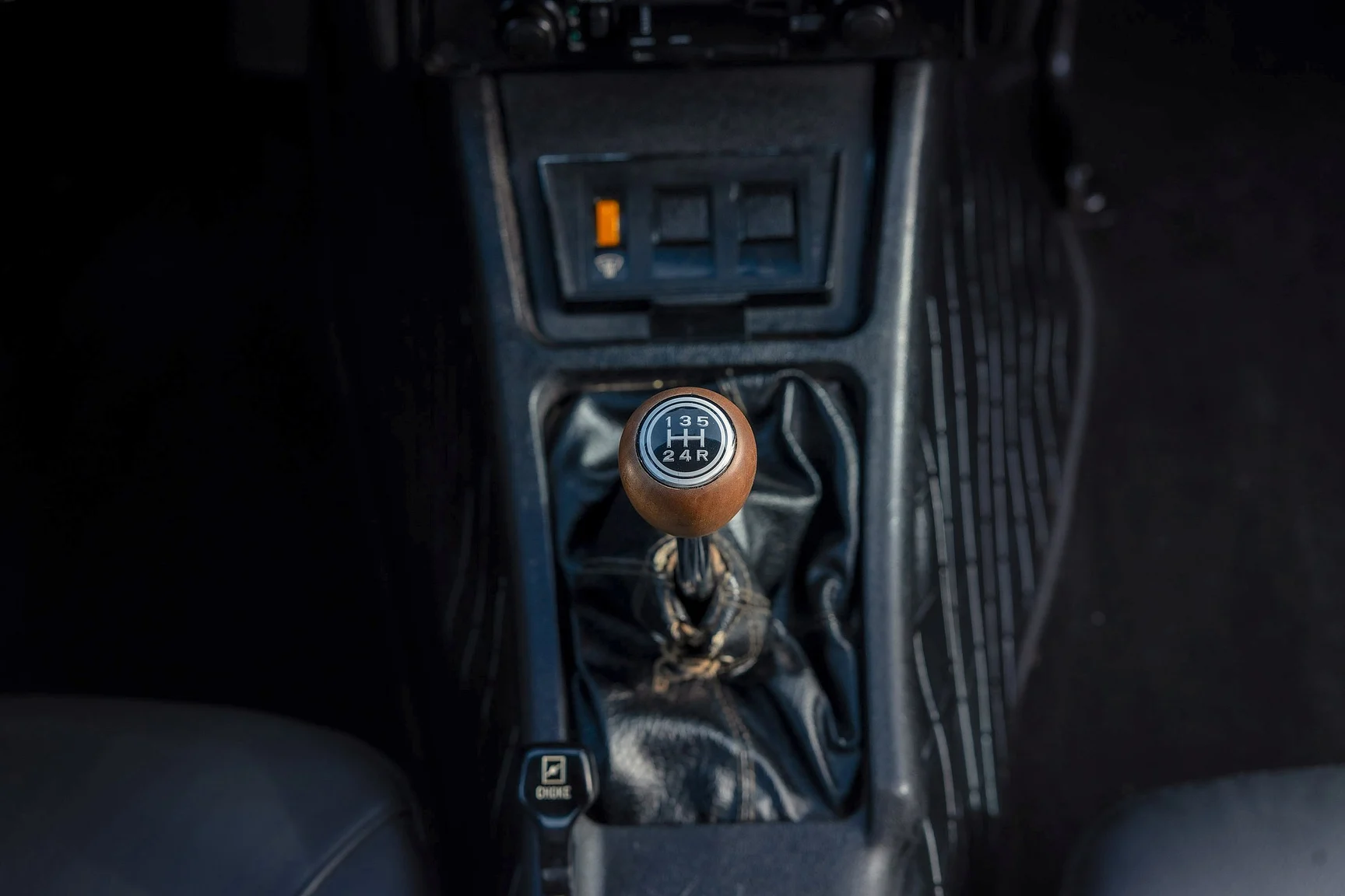 Innenraumfoto von 1973 Datsun 240Z Euro Spec (35)