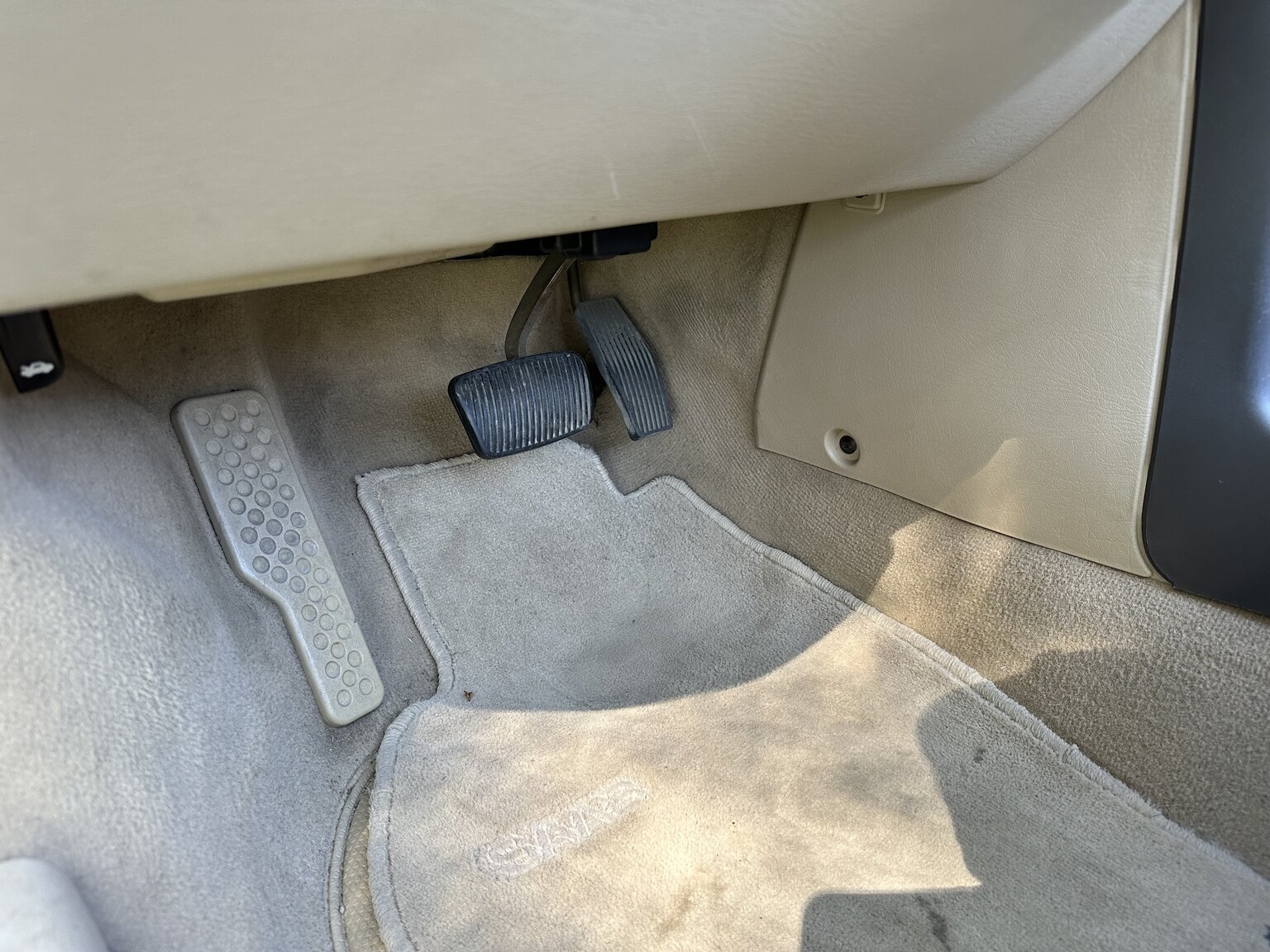 Interiörbild 2003 SAAB 9-3 Aero Turbo Cabriolet