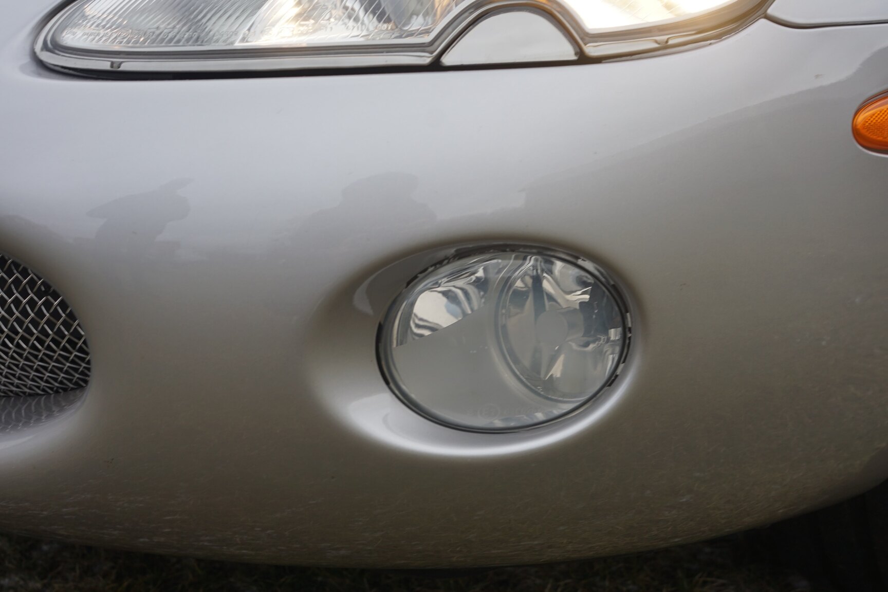 Exterior image of 2001 Jaguar XKR Silverstone
