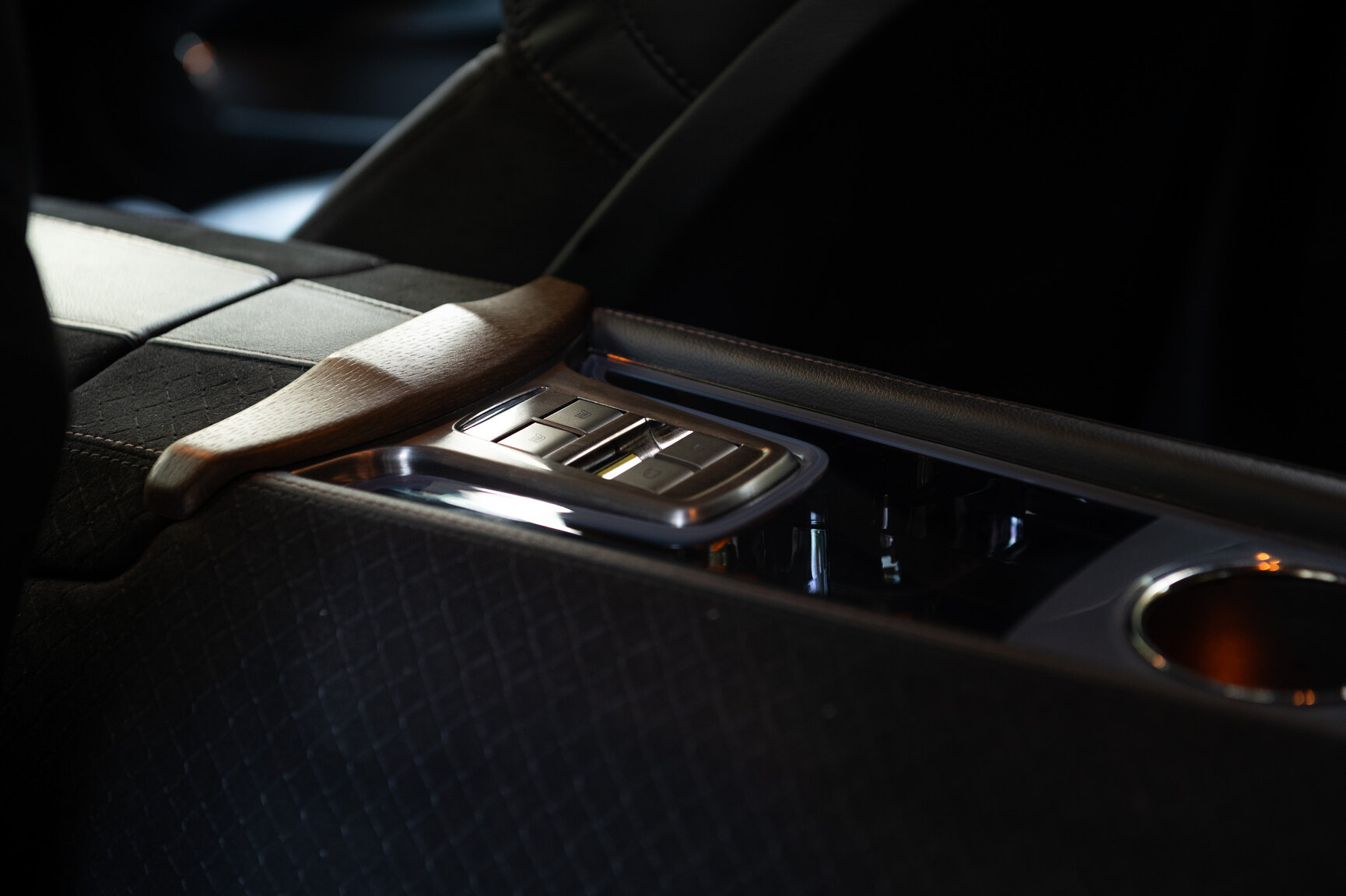 Interiörbild 2013 Fisker Karma ES