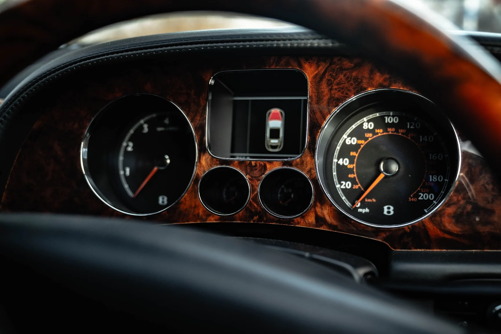 Innenraumfoto von 2007 Bentley Continental GTC (47)