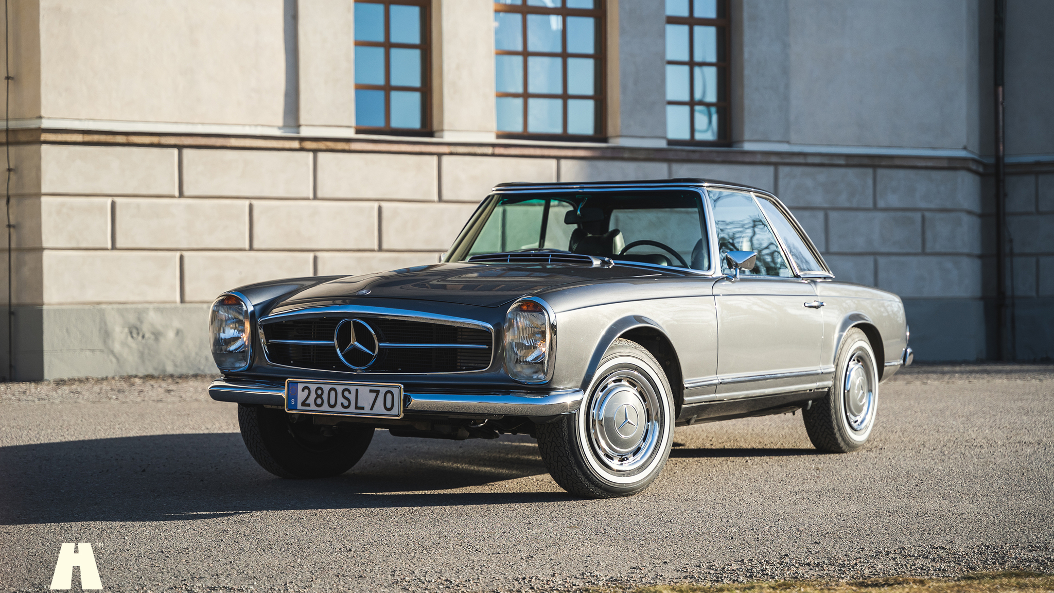 Exteriörbild på 1970 Mercedes 280 SL Pagoda (3)