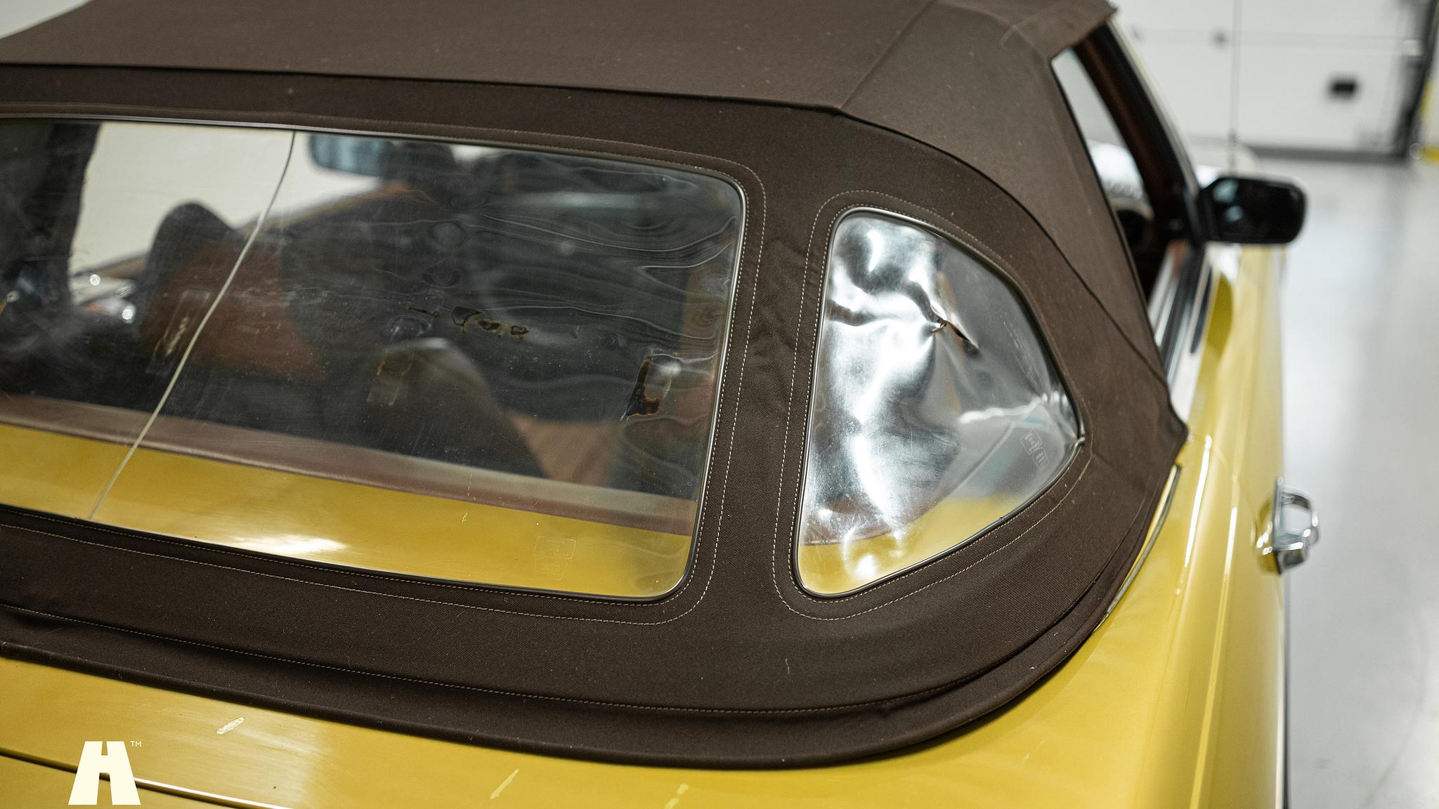 Exterior image of 1975 Mercedes SL 350