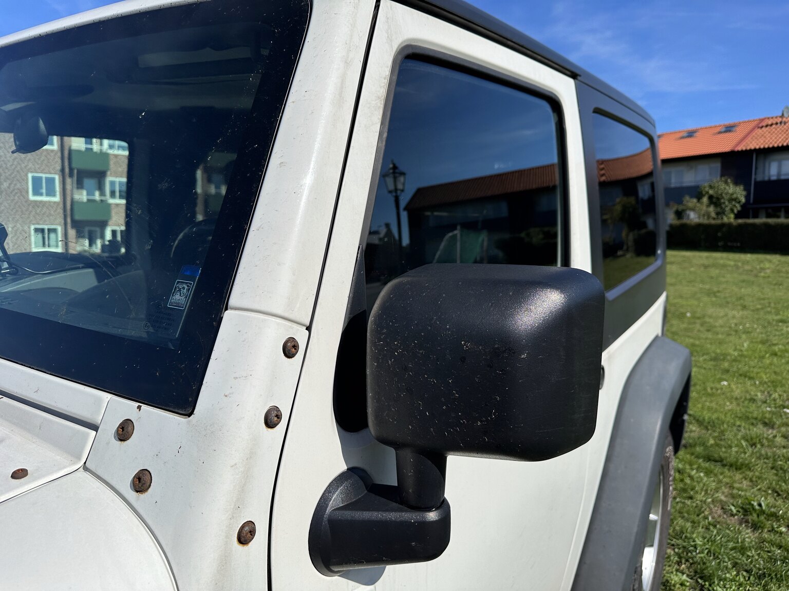 Exteriörbild på 2010 Jeep Wrangler Rubicon (25)