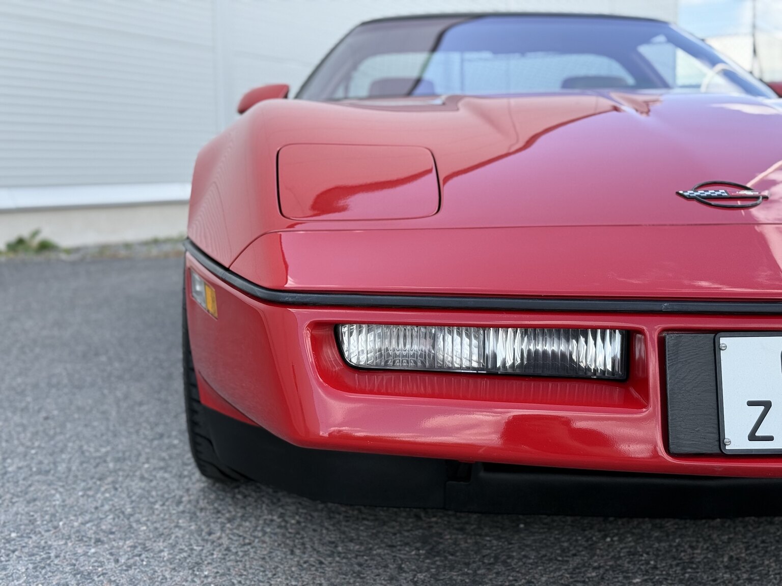 Exterior image of 1990 Chevrolet Corvette ZR-1 Targa
