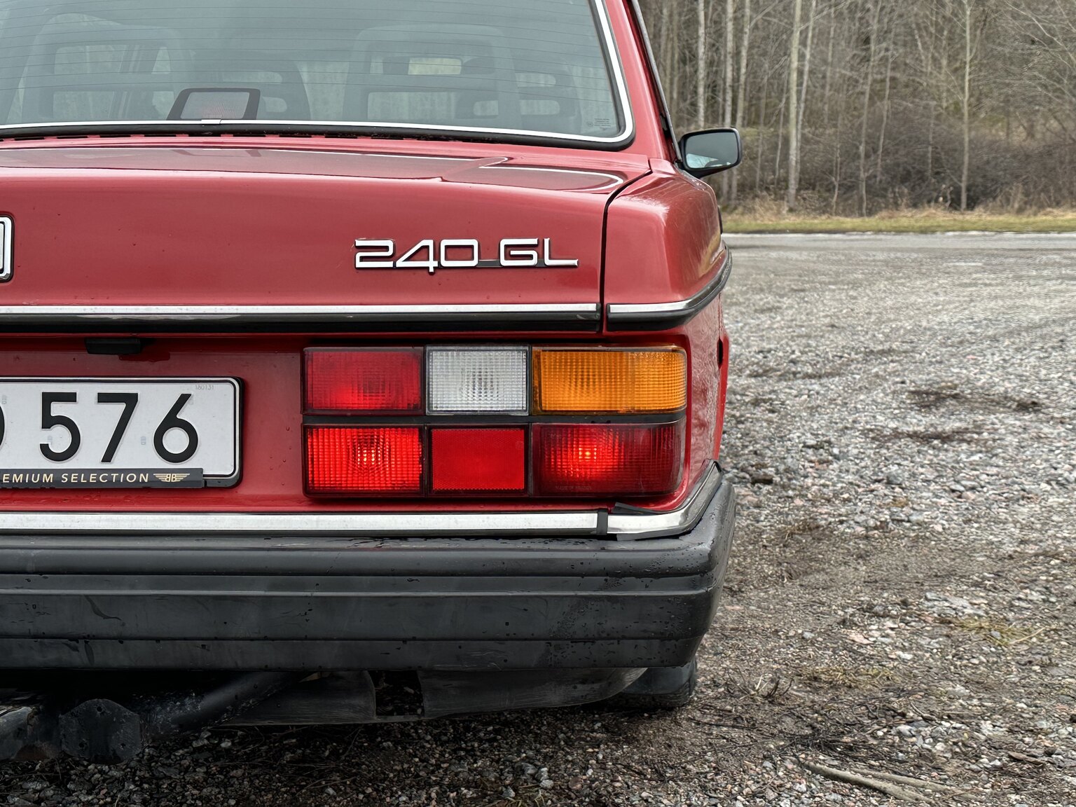 Exterior image of 1990 Volvo 240 (9)
