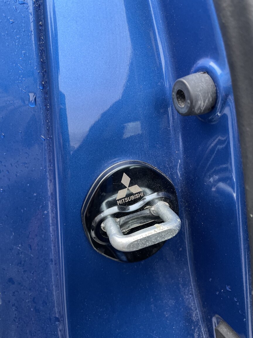 Innenraumfoto von 2008 Mitsubishi Lancer EVO X