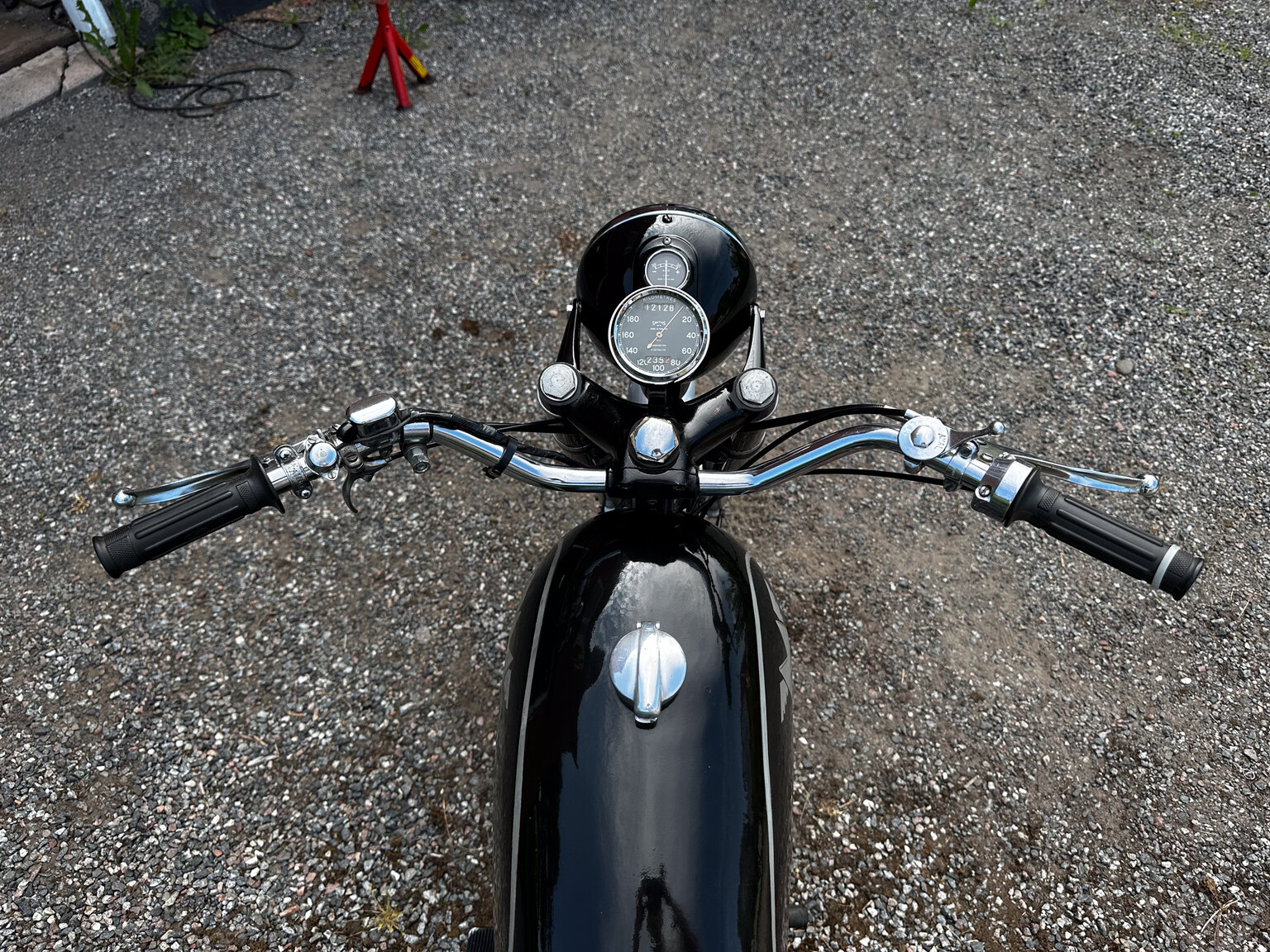Aussenfoto 1952 AJS 16MS 350cc Matchless-replica