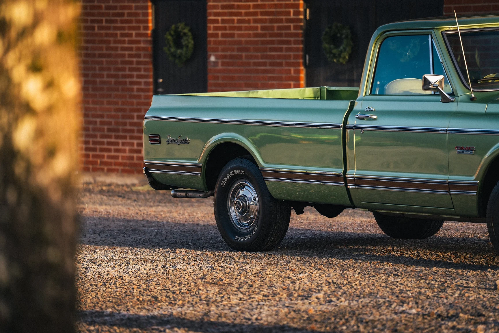 Aussenfoto 1970 GMC 1500 Custom Sierra Grande – NO RESERVE (67)