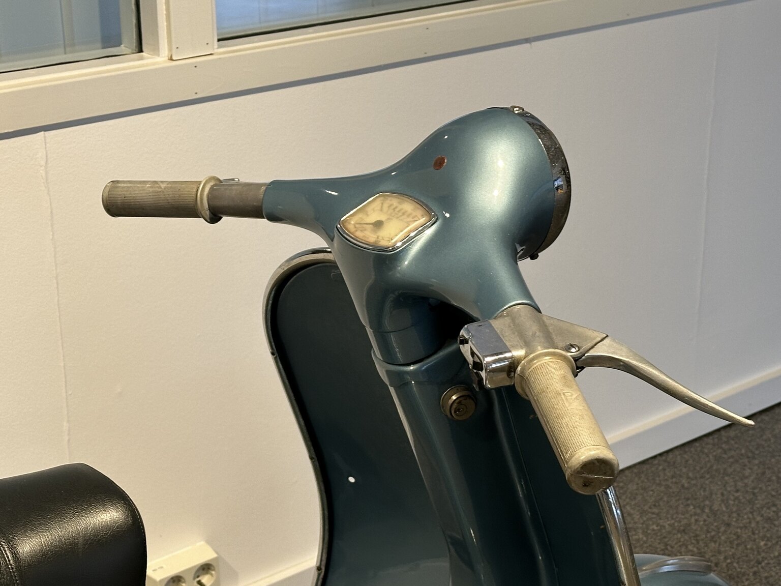 Aussenfoto 1959 Vespa Piaggio 150cc Widebody