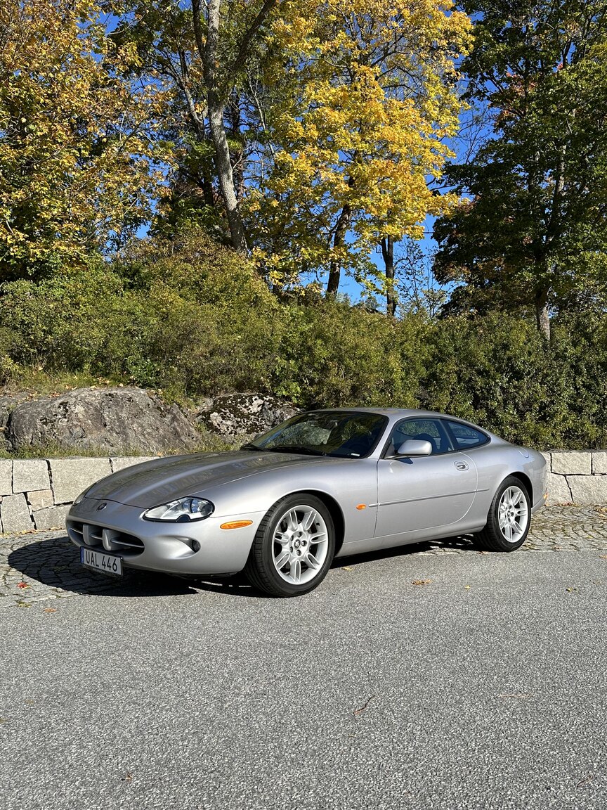 Aussenfoto 2000 Jaguar XK 8