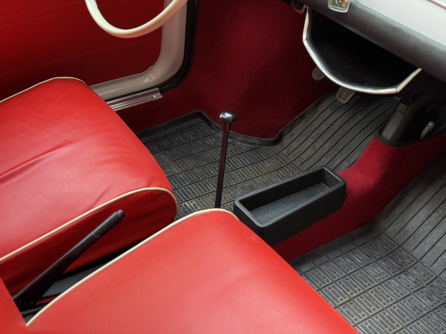 Interior image of 1965 Fiat 500F