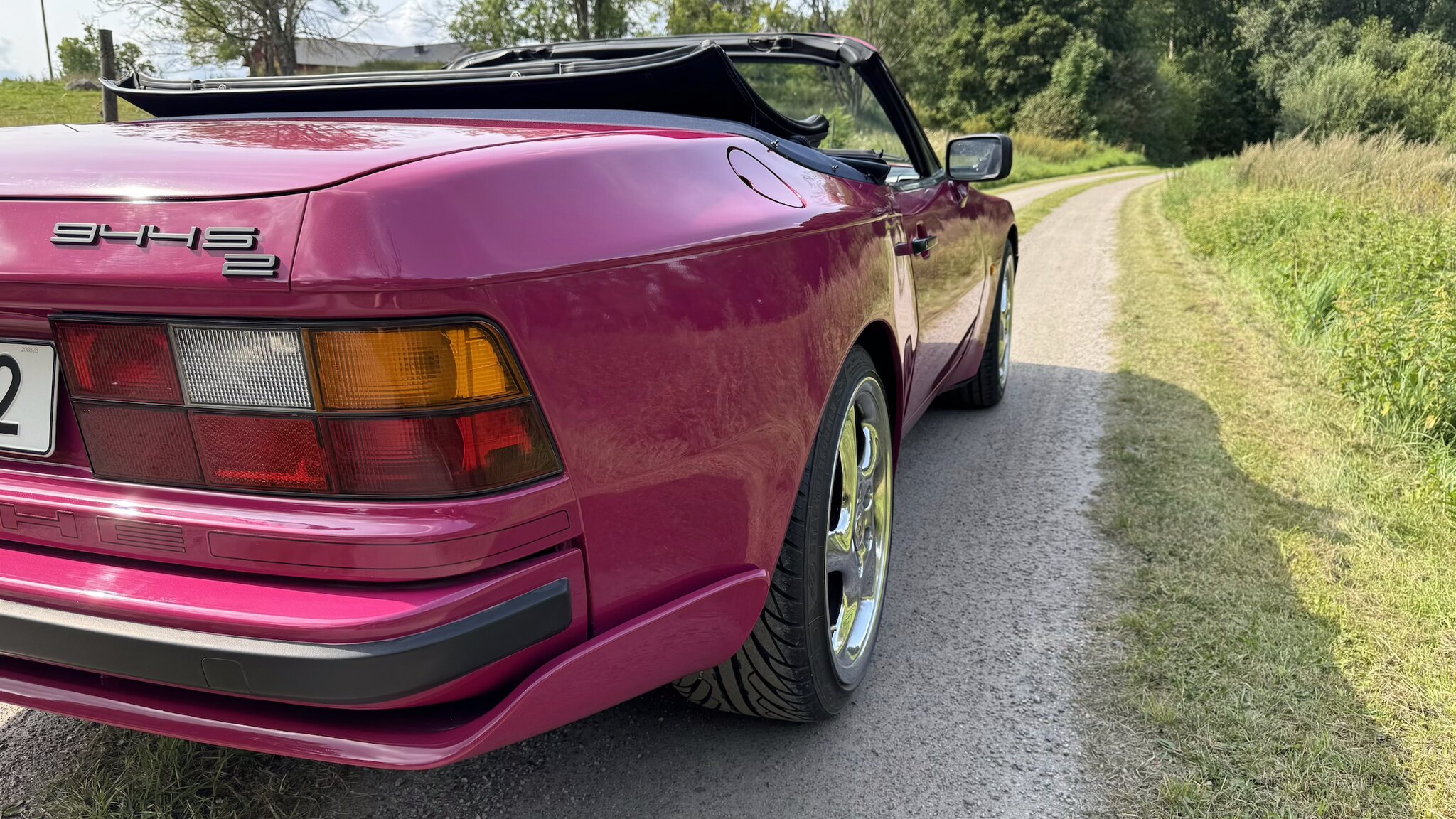 Exterior image of 1990 Porsche 944 S2 Convertible