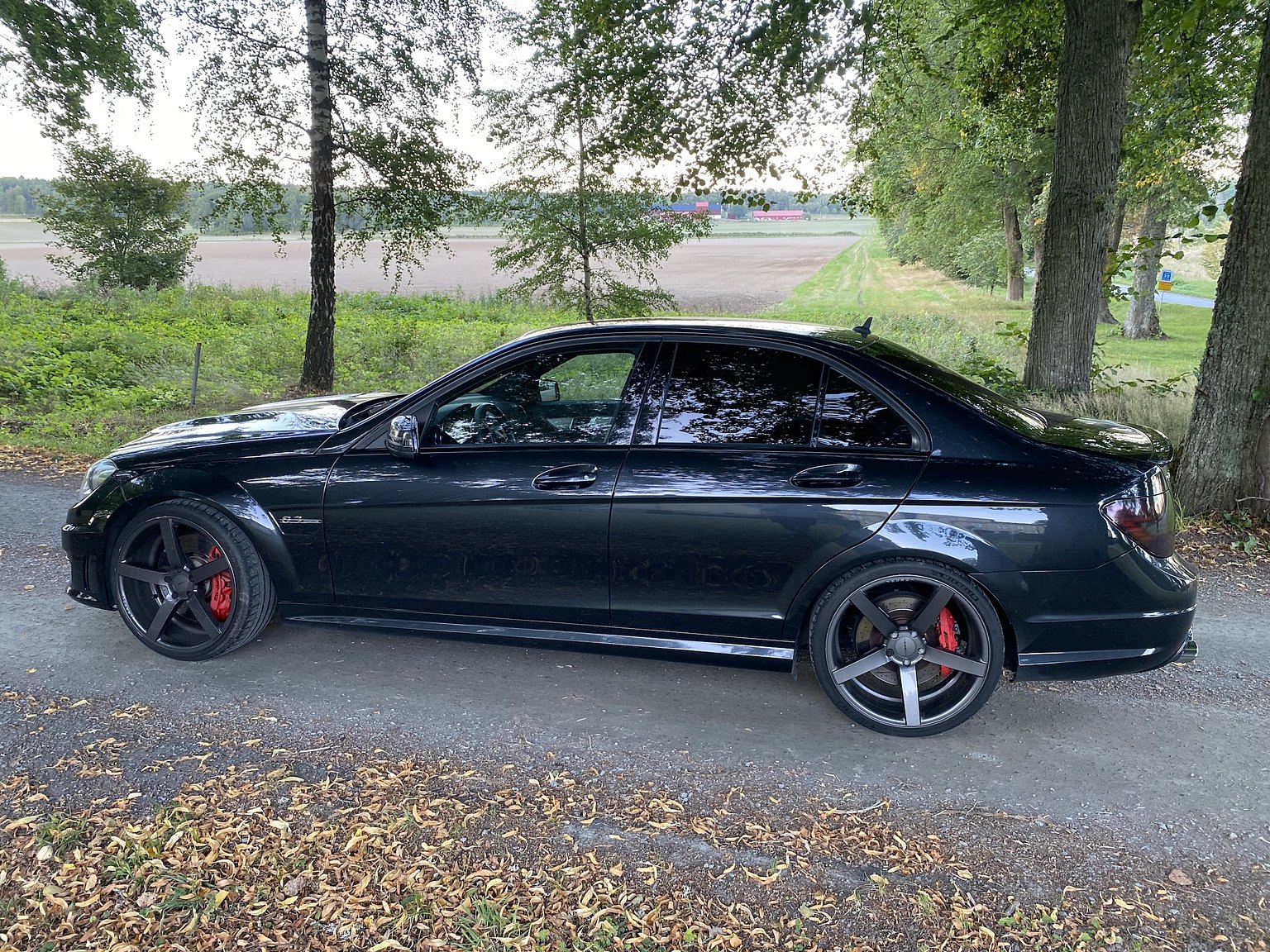 Exteriörbild på 2011 Mercedes-Benz C 63 AMG
