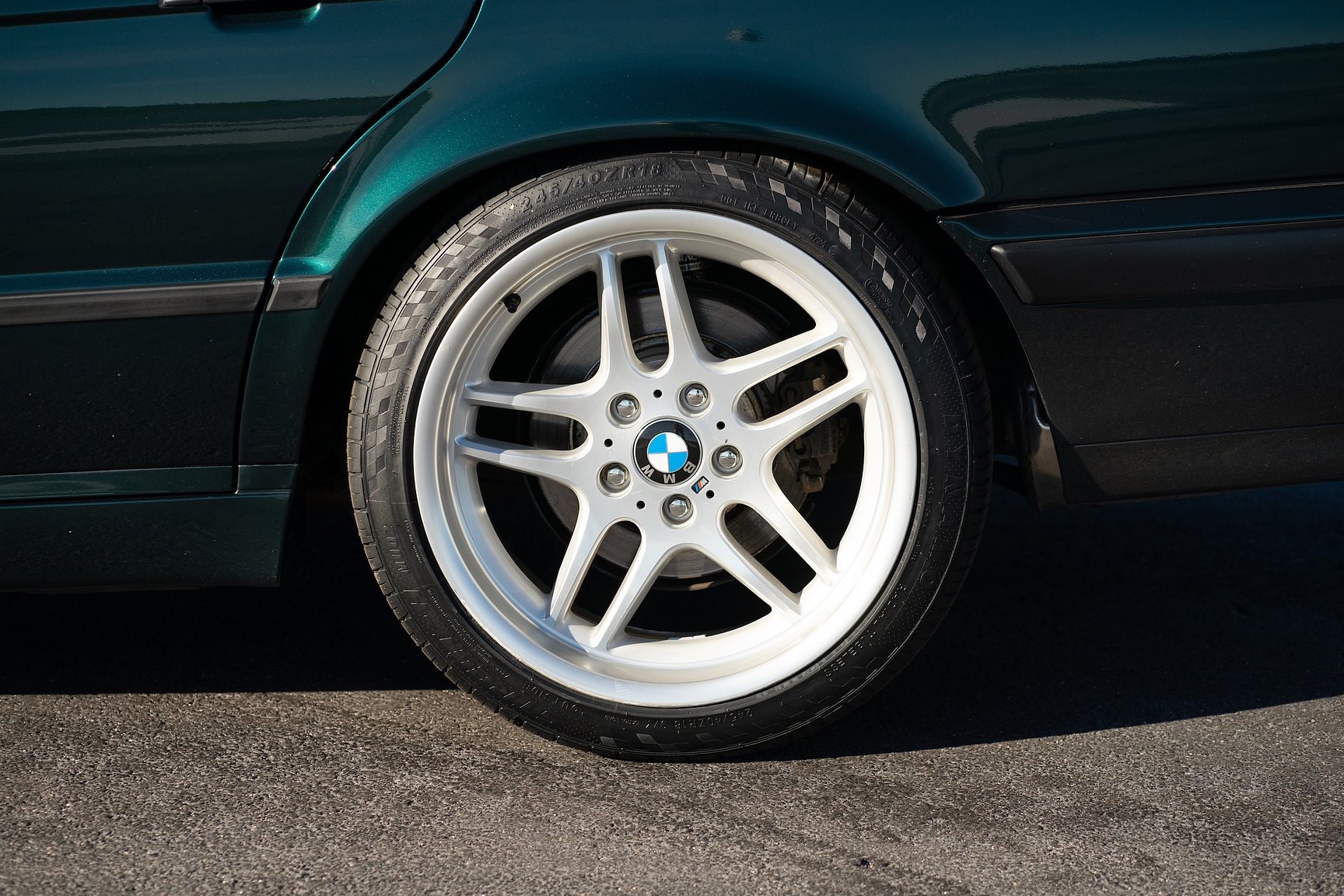 Exteriörbild på 1995 BMW 540i Touring - NO RESERVE (47)