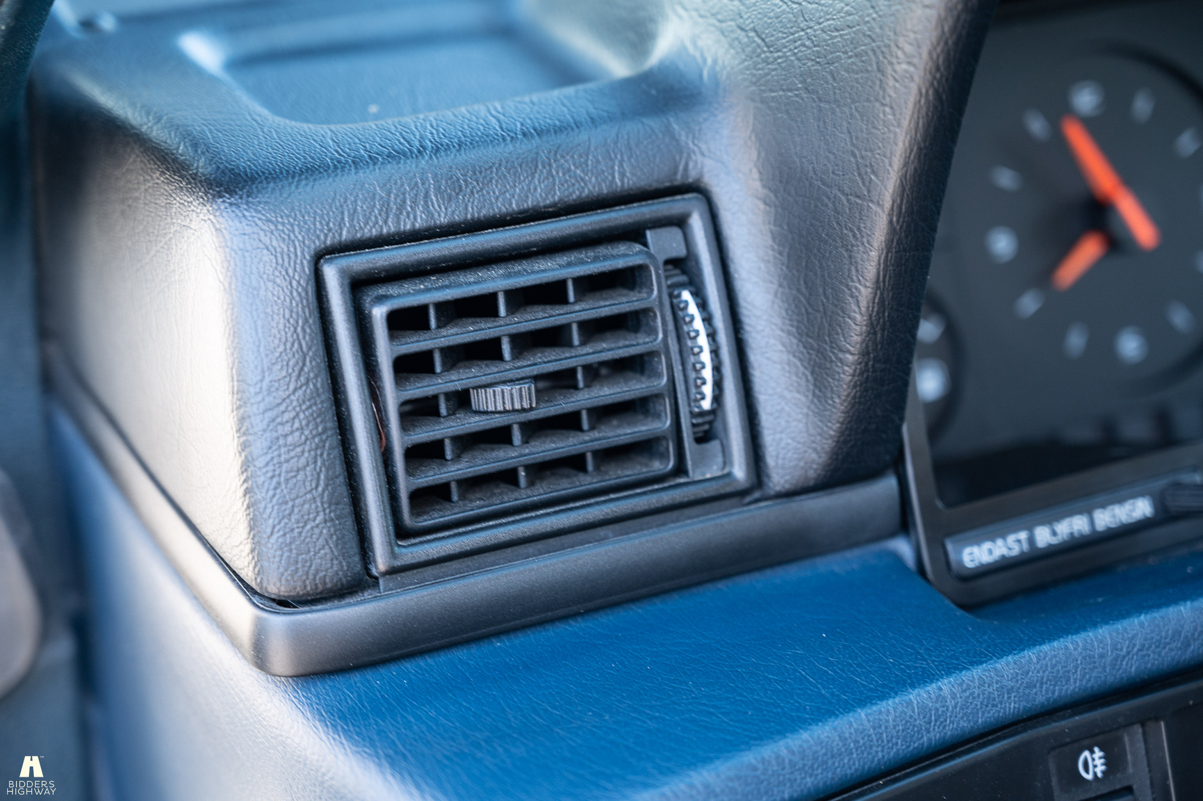 Innenraumfoto von 1988 Volvo 740 GL (5)