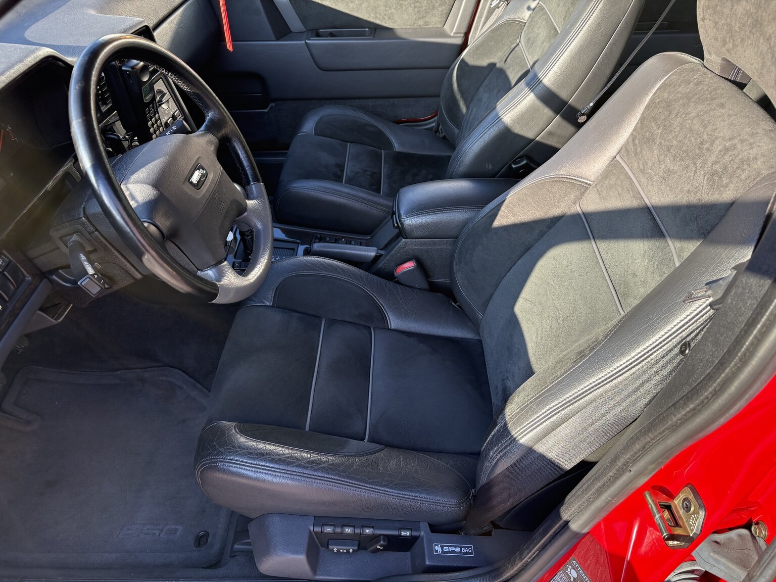 Interior image of 1996 Volvo 850 R