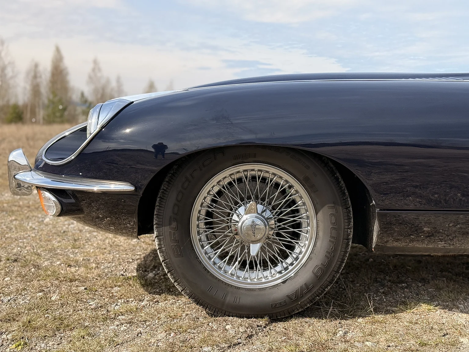 Exterior image of 1969 Jaguar E-Type 4.2 Coupe (40)