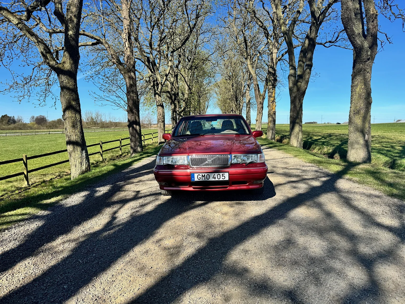 Exteriörbild på 1998 Volvo S90 3.0 (1)