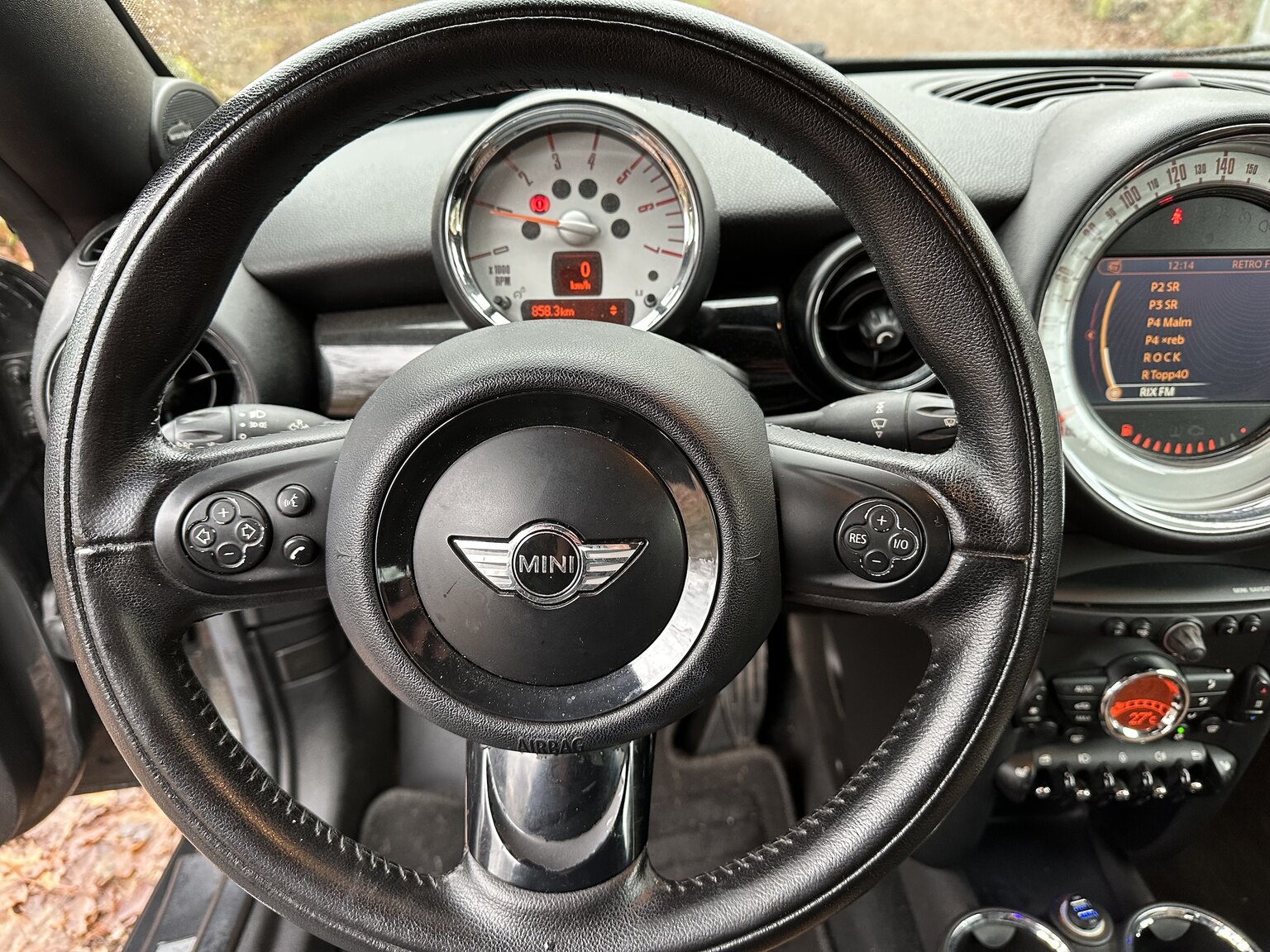 Interiörbild 2012 Mini Cooper SD Roadster (10)