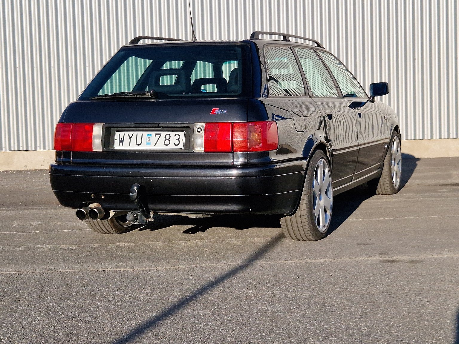 Aussenfoto 1993 Audi S2 Avant 2.2 quattro