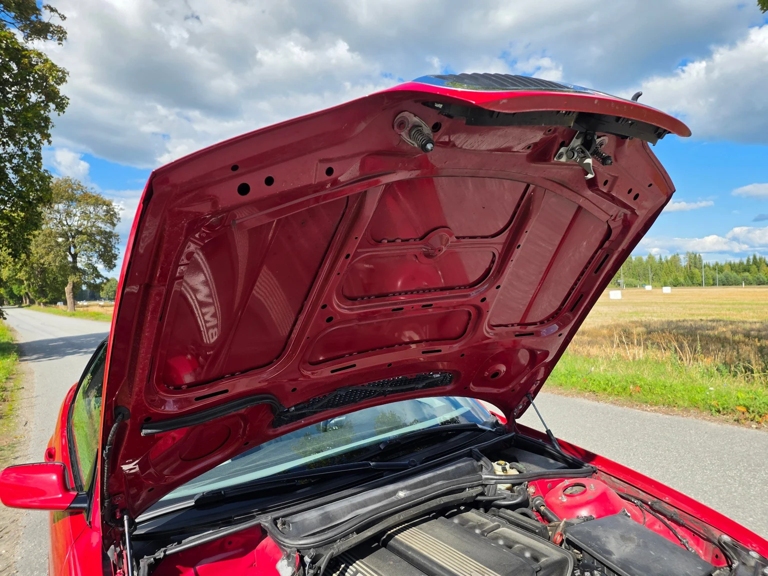 Image of 2002 BMW 330Ci Convertible (13) mechanics