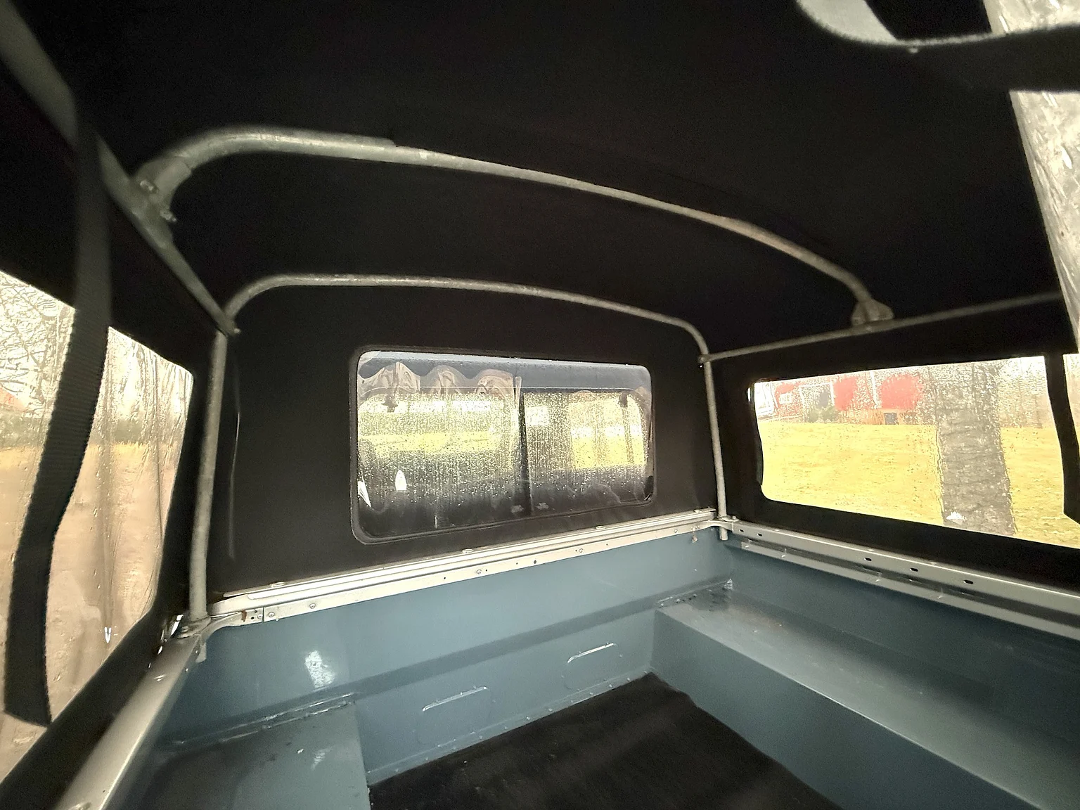 Interiörbild 2000 Land Rover Defender 110 C (65)